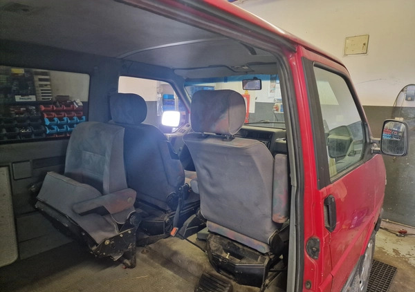 Volkswagen Multivan cena 4000 przebieg: 500000, rok produkcji 1993 z Bydgoszcz małe 154